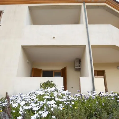 Verande Tanca Torre Aparthotel
