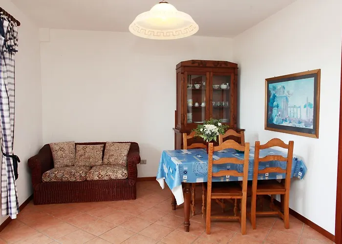 Verande Tanca Torre Aparthotel